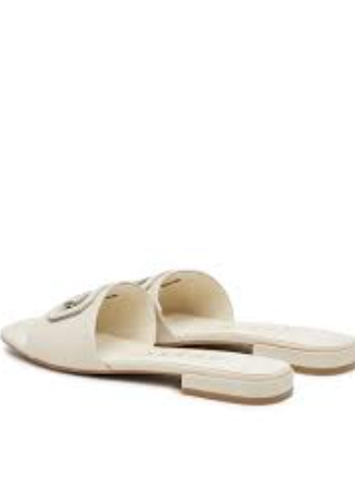 Пляжная обувь GUESS