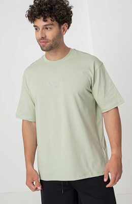 Футболка GUESS