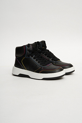 Ботинки GUESS