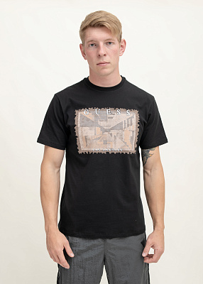 Футболка GUESS