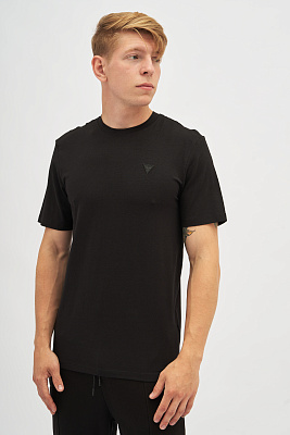 Футболка GUESS