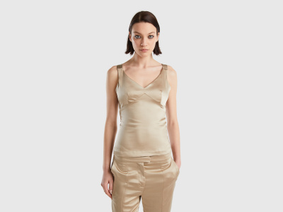 Топ BENETTON