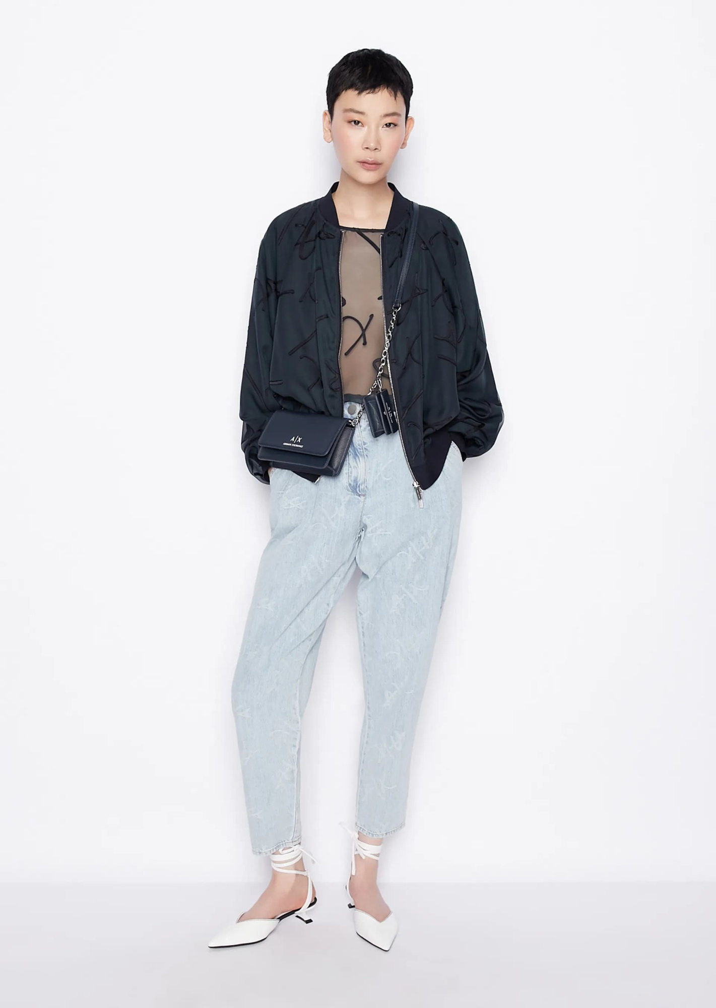 Джинсы ARMANI EXCHANGE