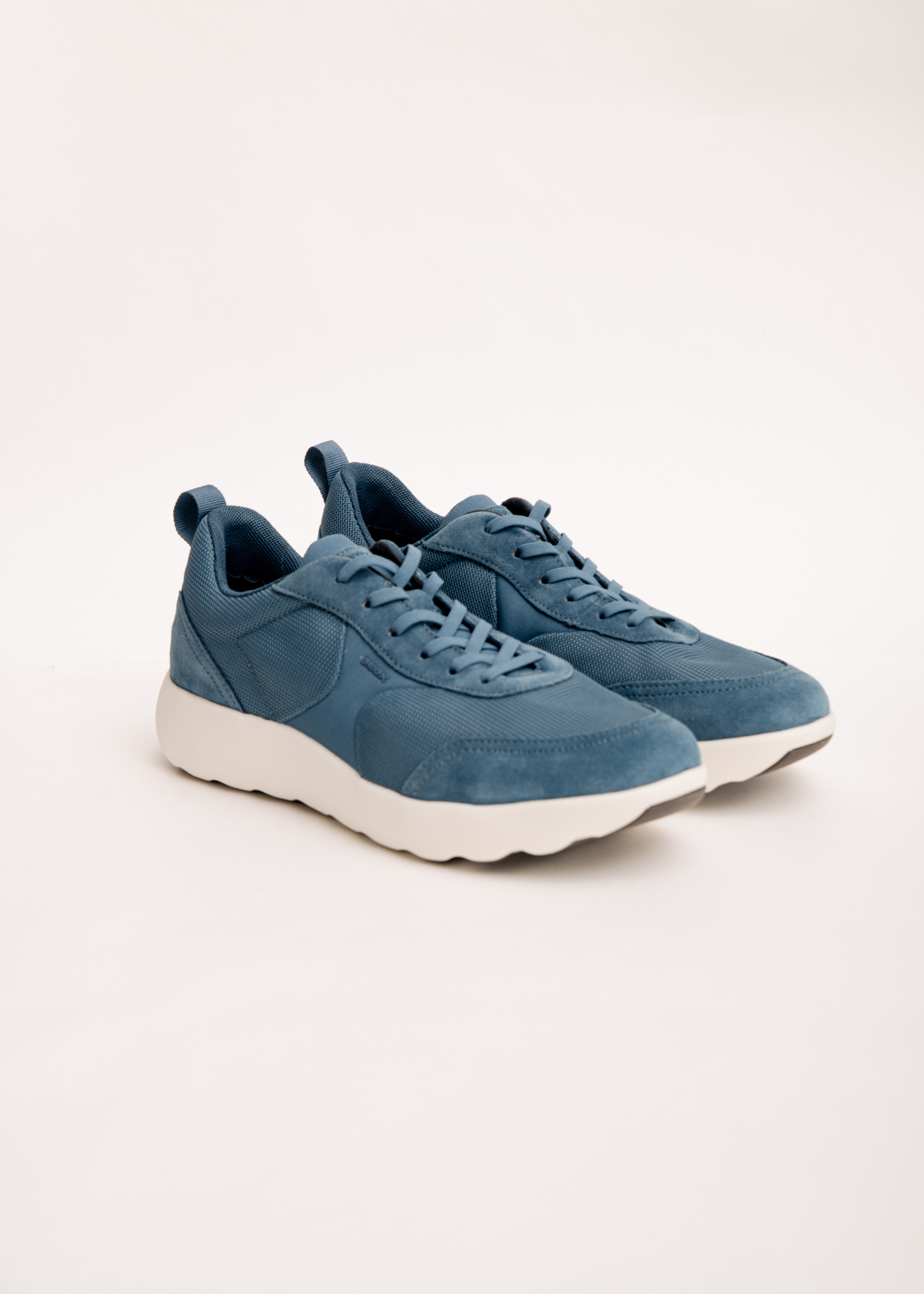 Кроссовки GEOX