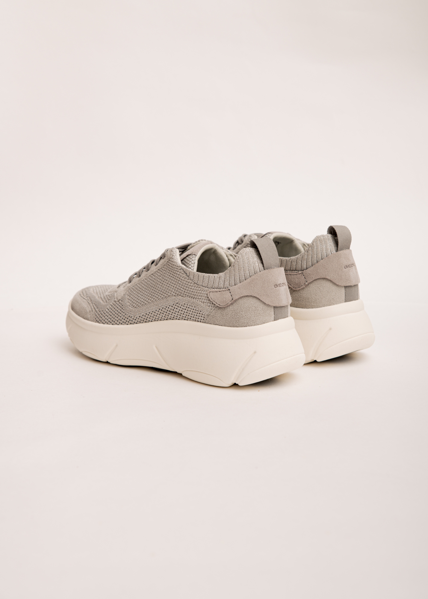 Кроссовки GEOX