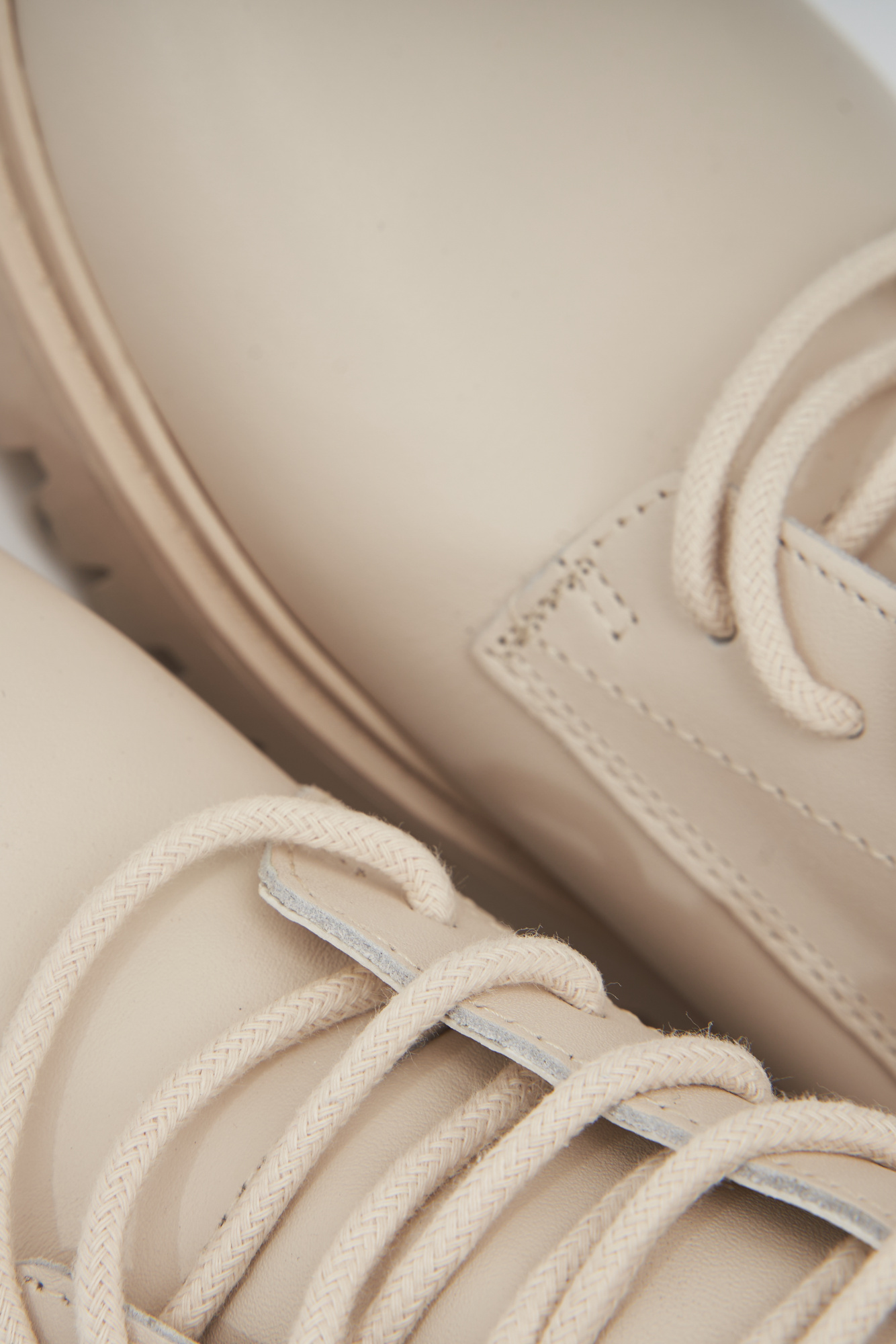 Ботинки GUESS