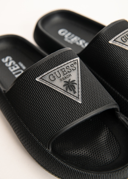 Пляжная обувь GUESS