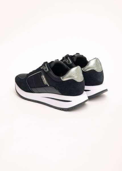 Кроссовки GUESS