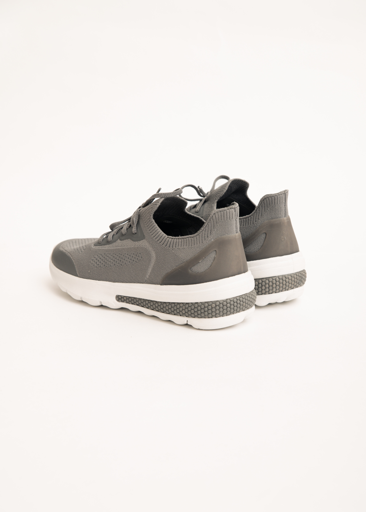 Кроссовки GEOX