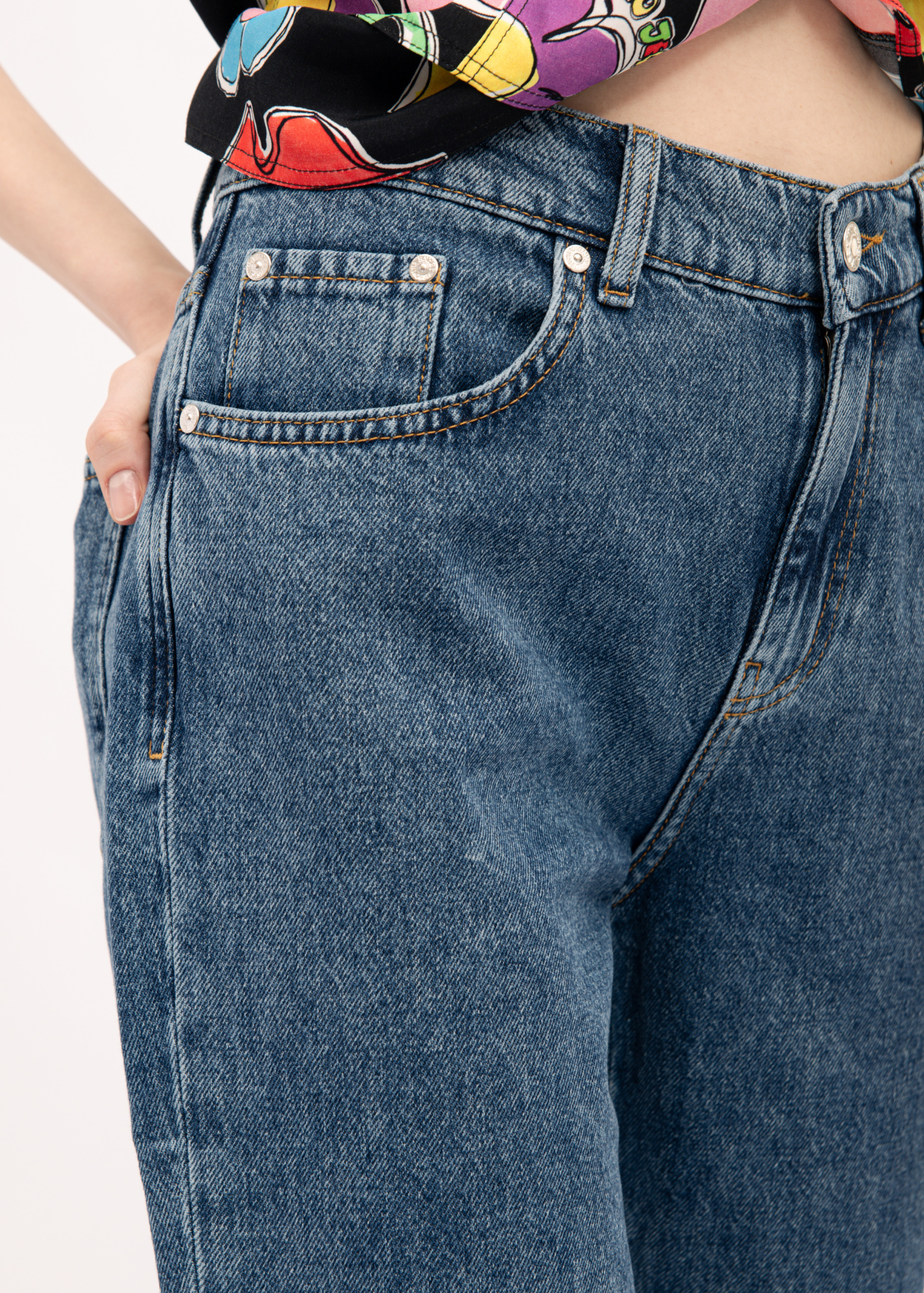 Джинсы LOVE MOSCHINO