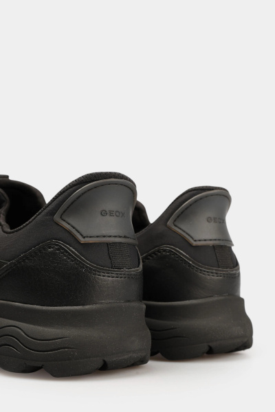 Кроссовки GEOX
