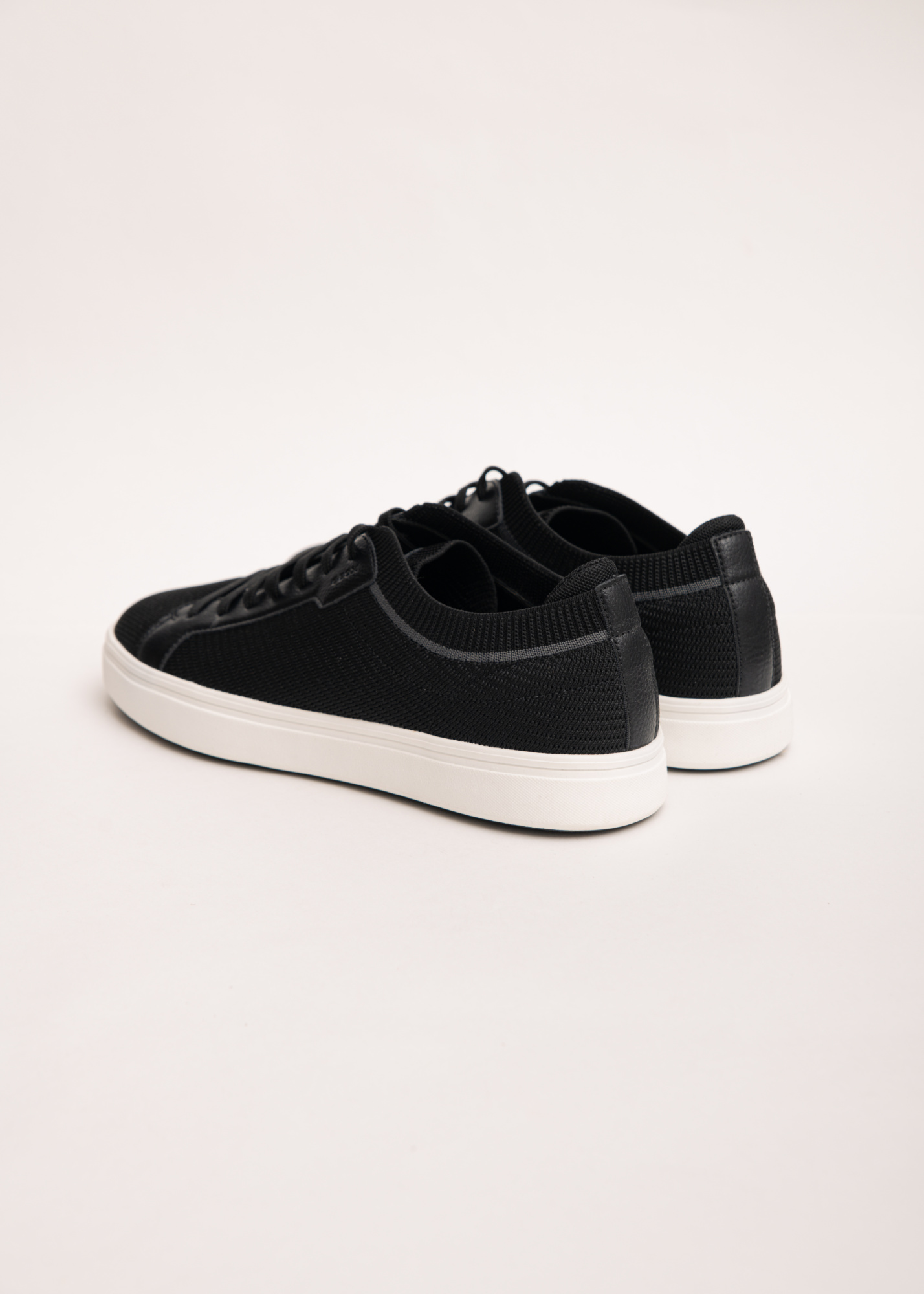 Кроссовки GEOX