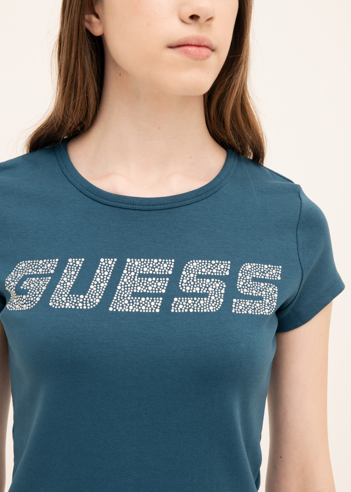 Футболка GUESS