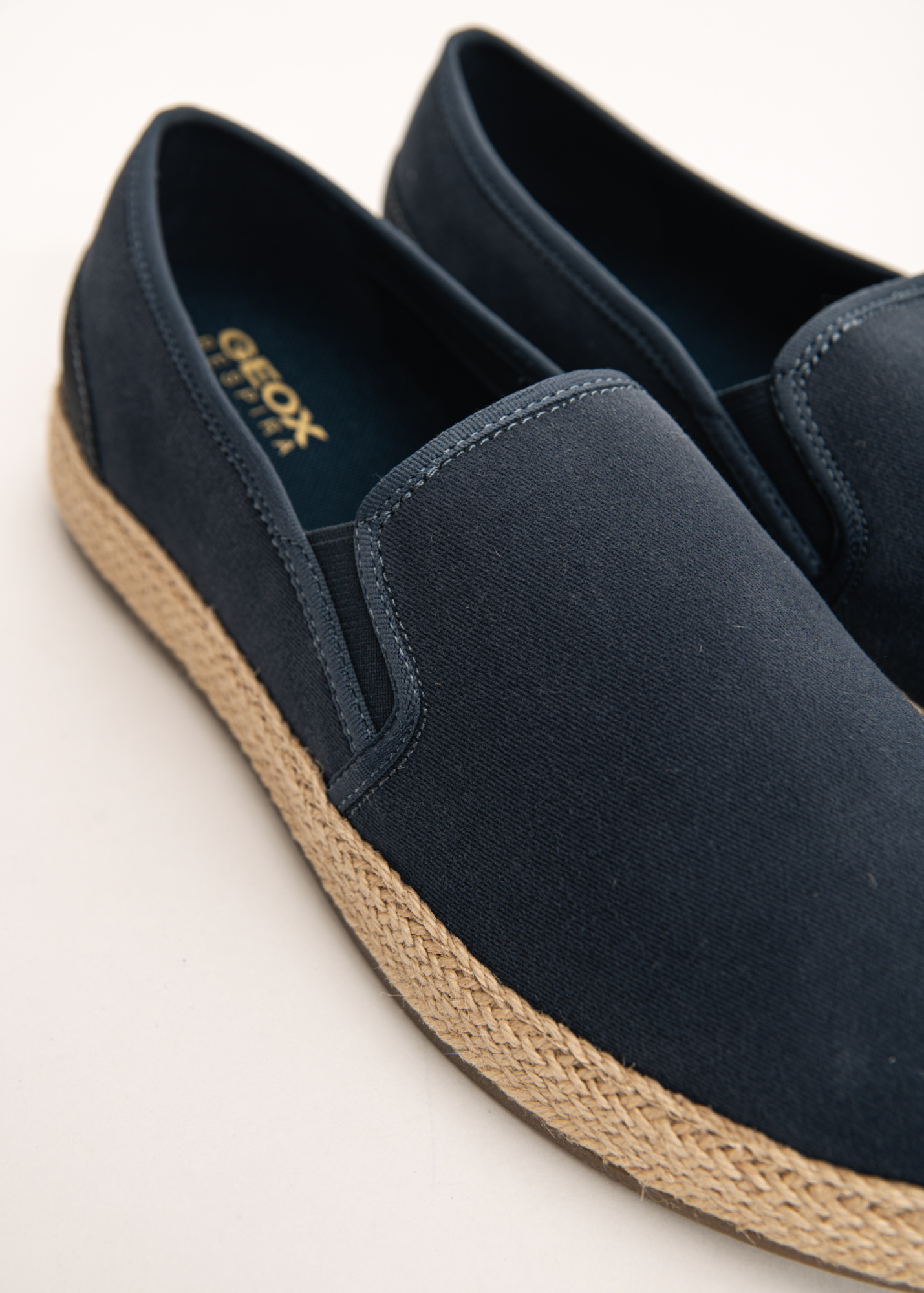 Кроссовки GEOX