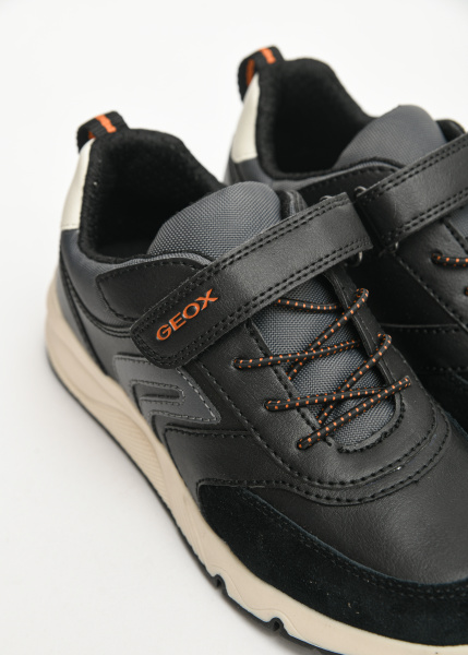 Кроссовки GEOX