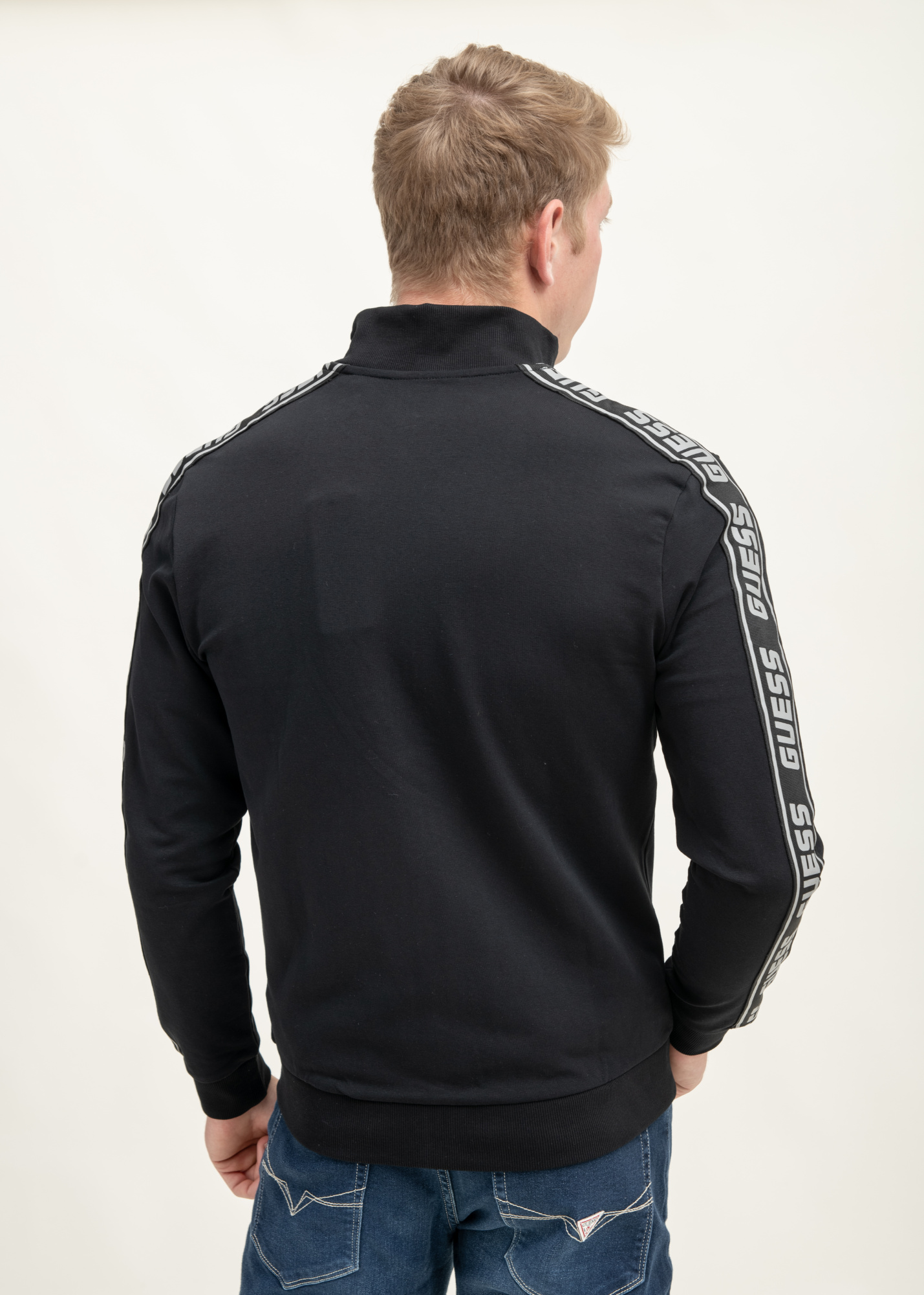 Толстовка GUESS