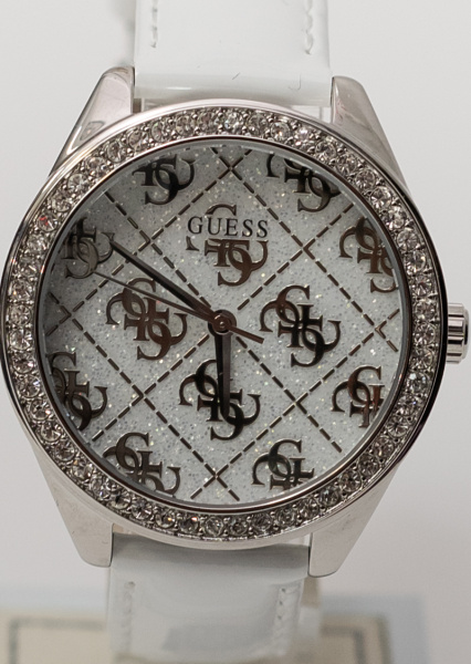 Часы GUESS