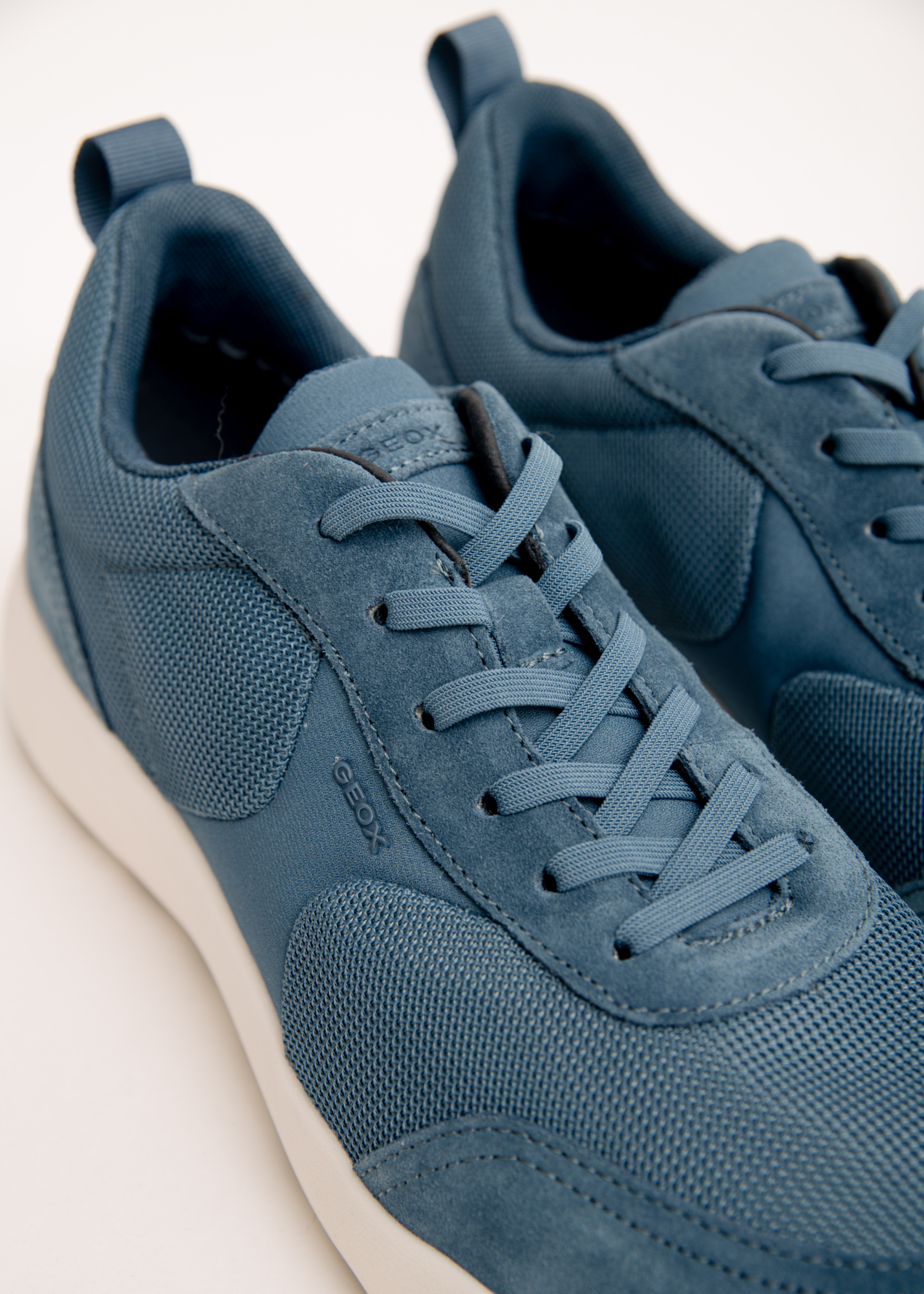 Кроссовки GEOX