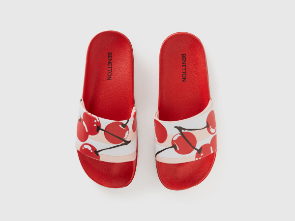 Пляжная обувь BENETTON