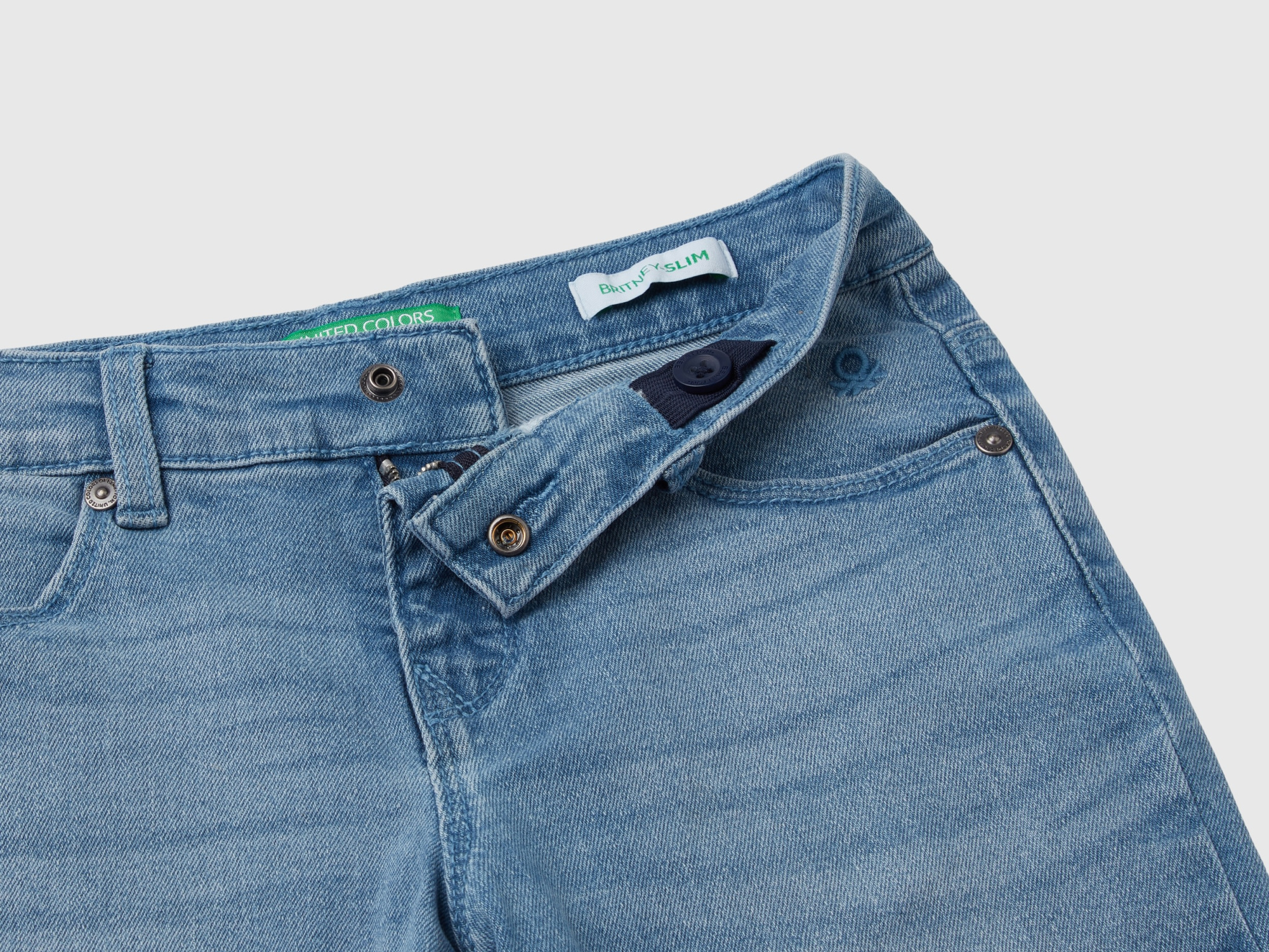 Джинсы BENETTON