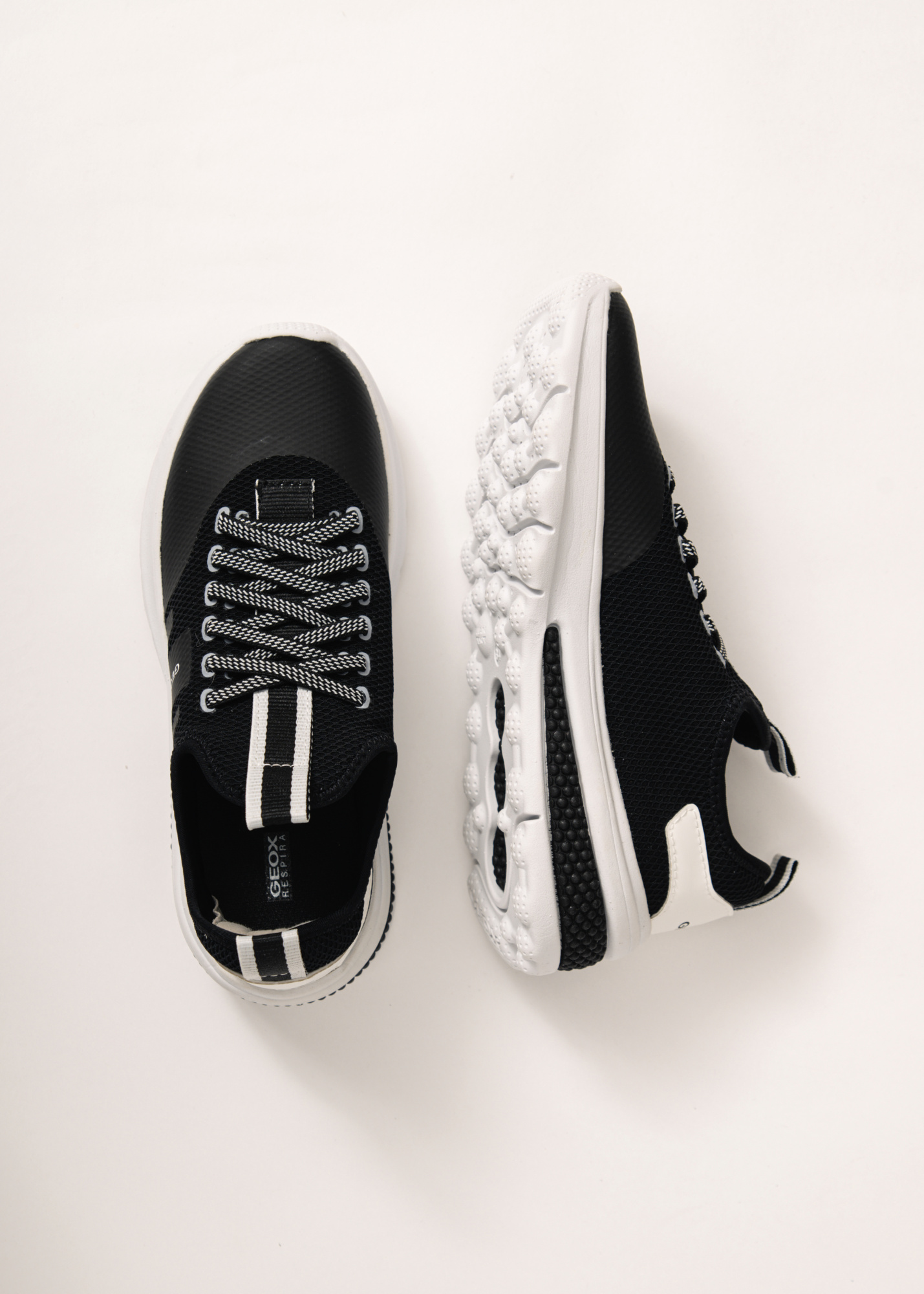 Кроссовки GEOX