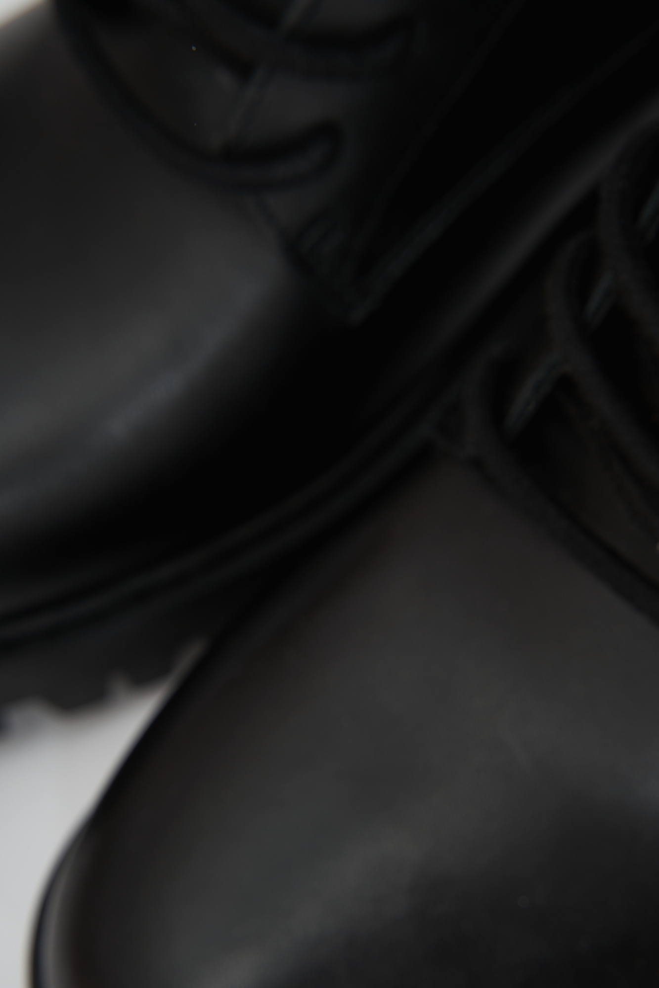 Ботинки GUESS