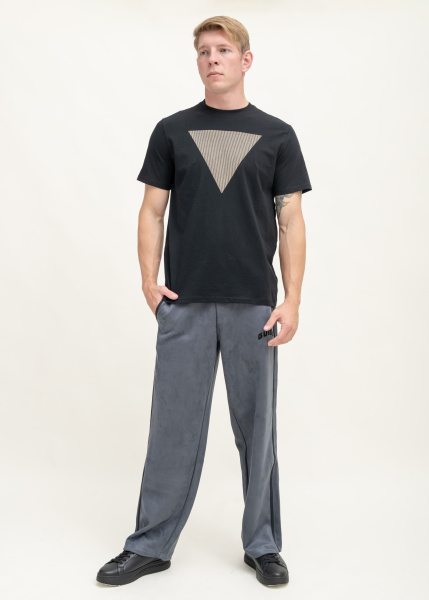 Футболка GUESS