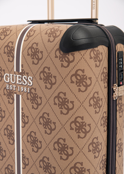 Чемодан GUESS