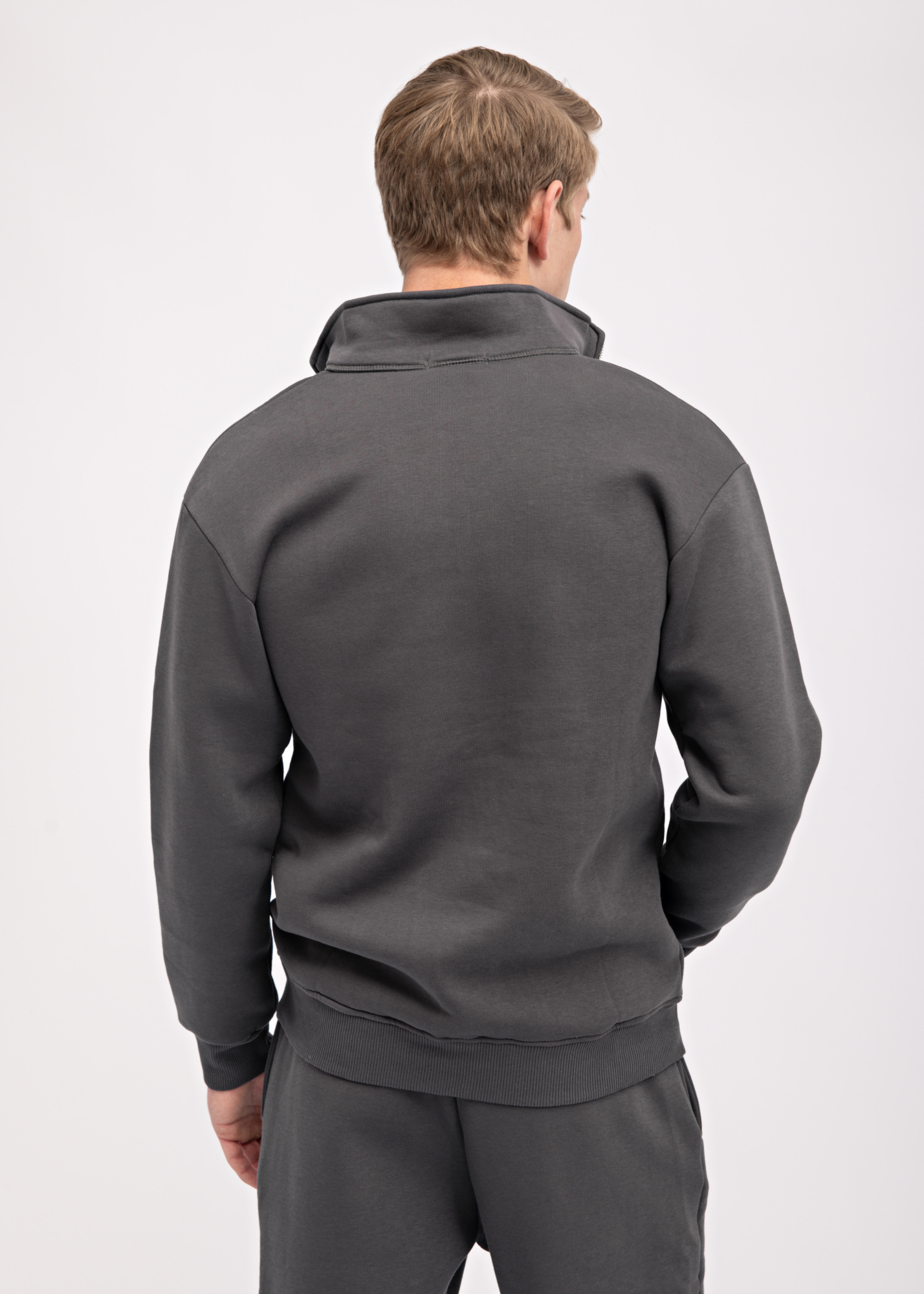 Спортивный костюм DEEPMAG