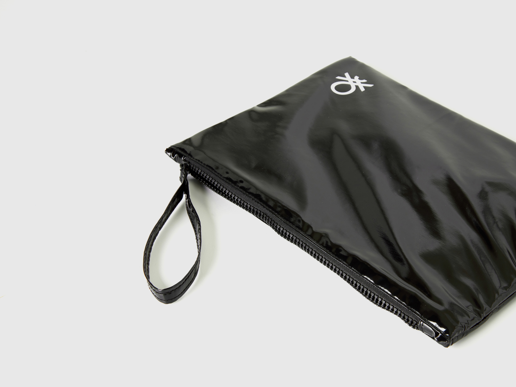 Косметичка BENETTON