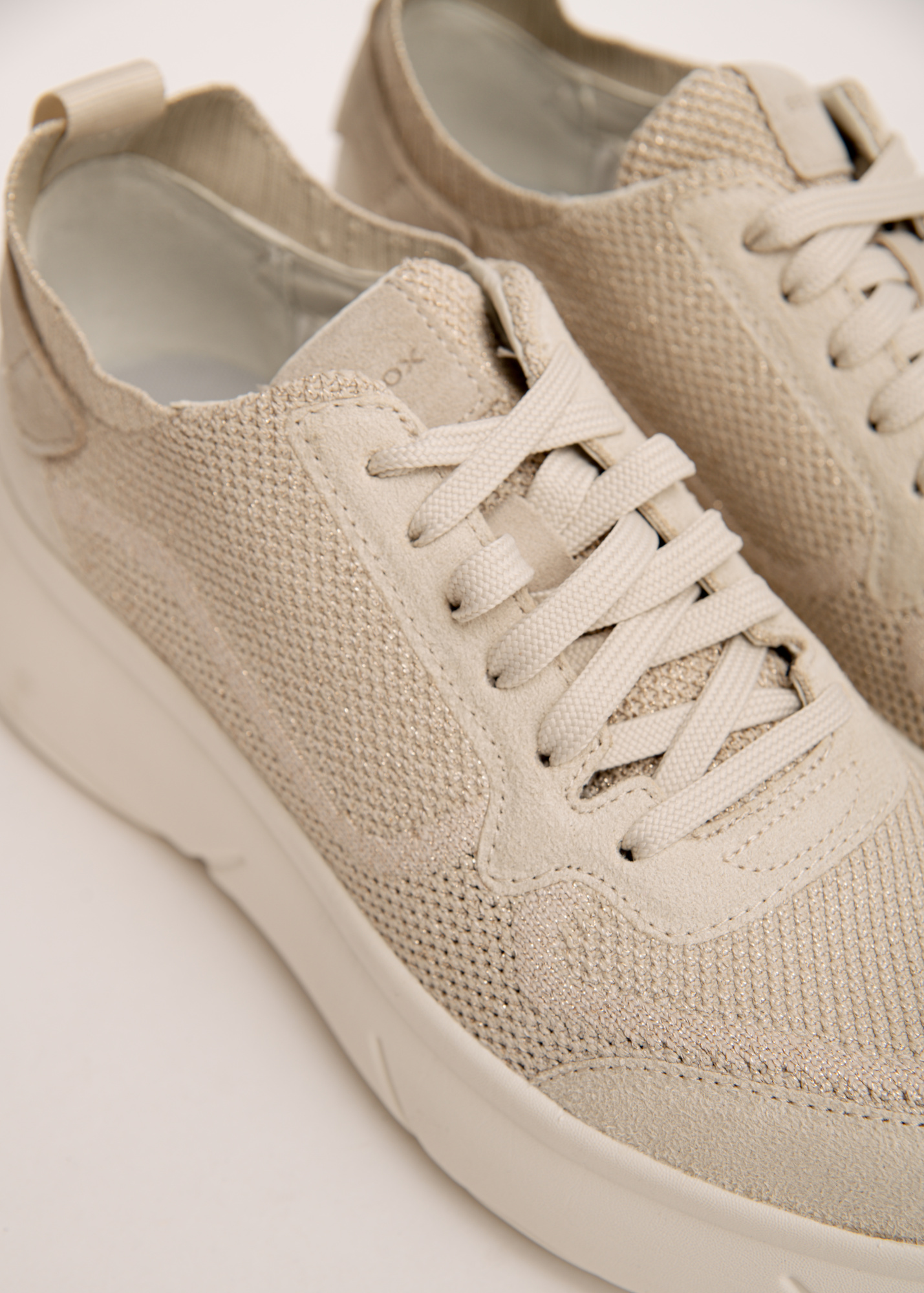 Кроссовки GEOX