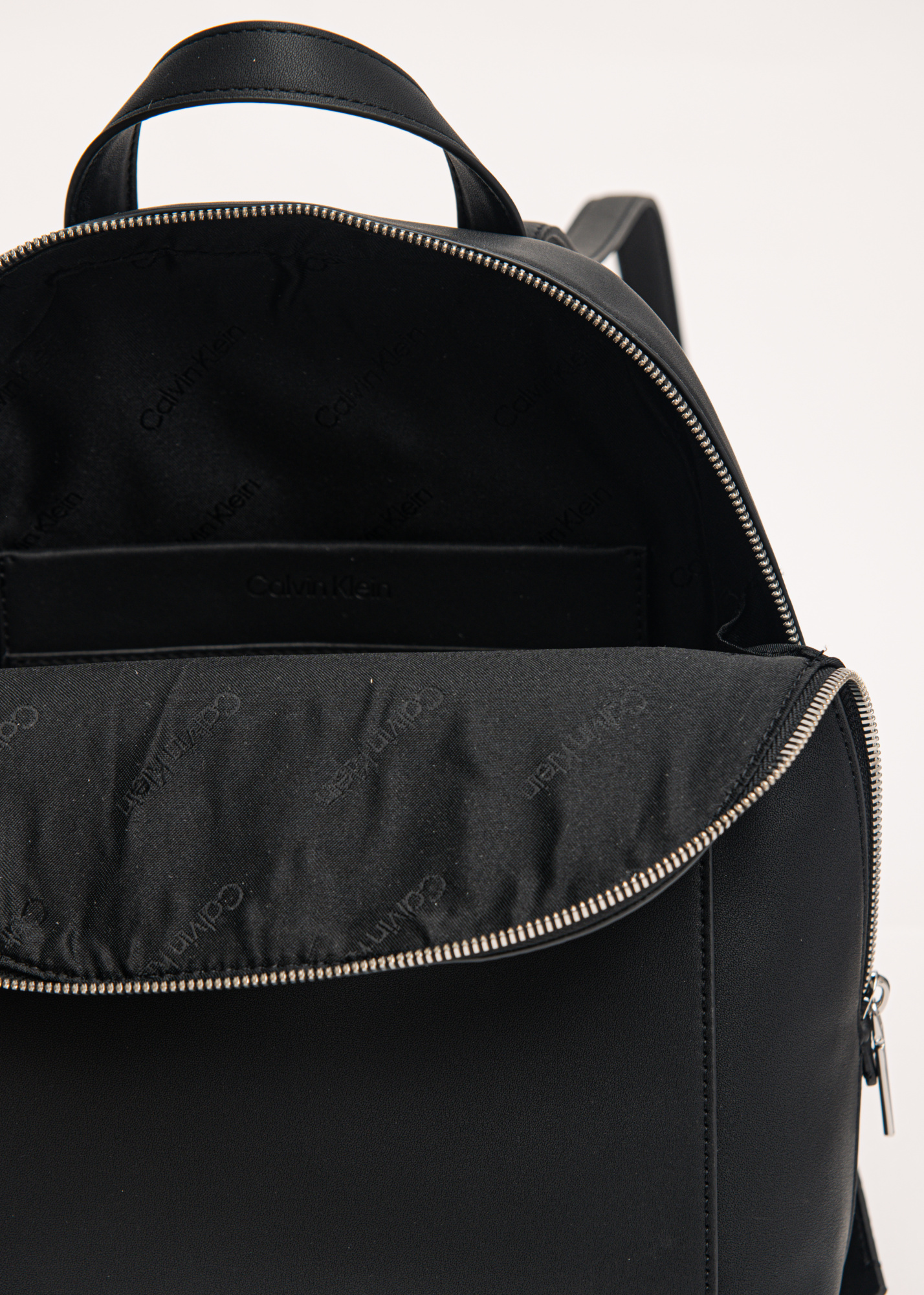 Рюкзак CALVIN KLEIN