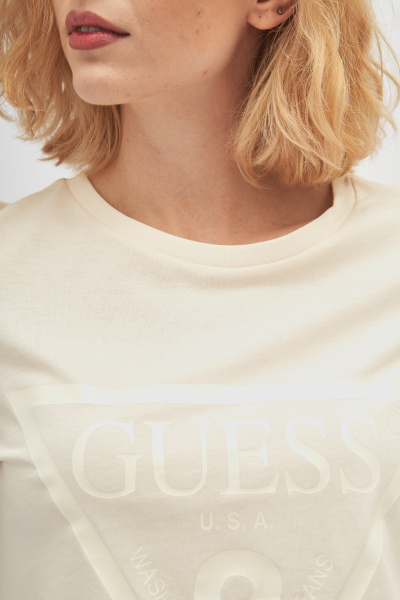 Футболка GUESS