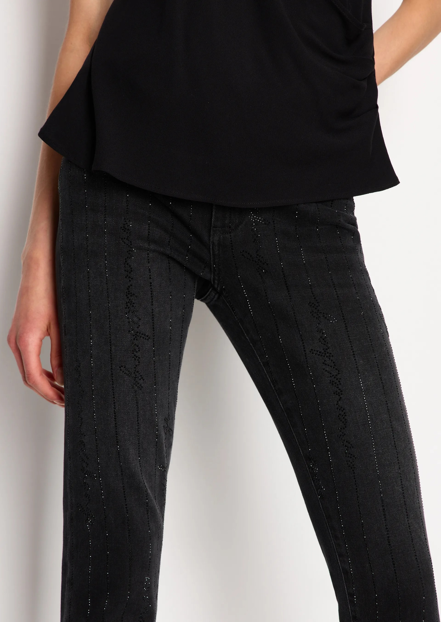 Джинсы ARMANI EXCHANGE