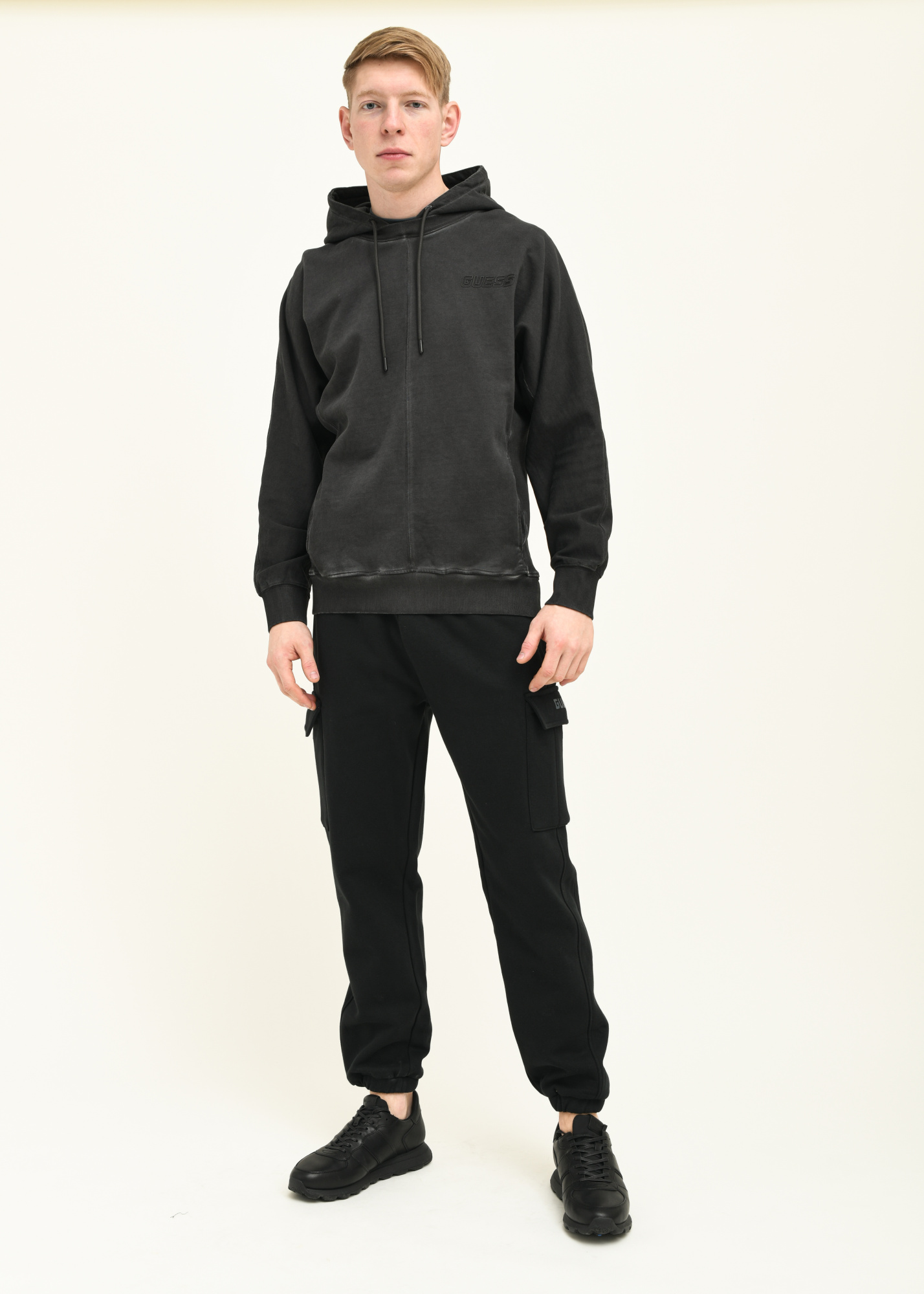 Брюки спортивные GUESS