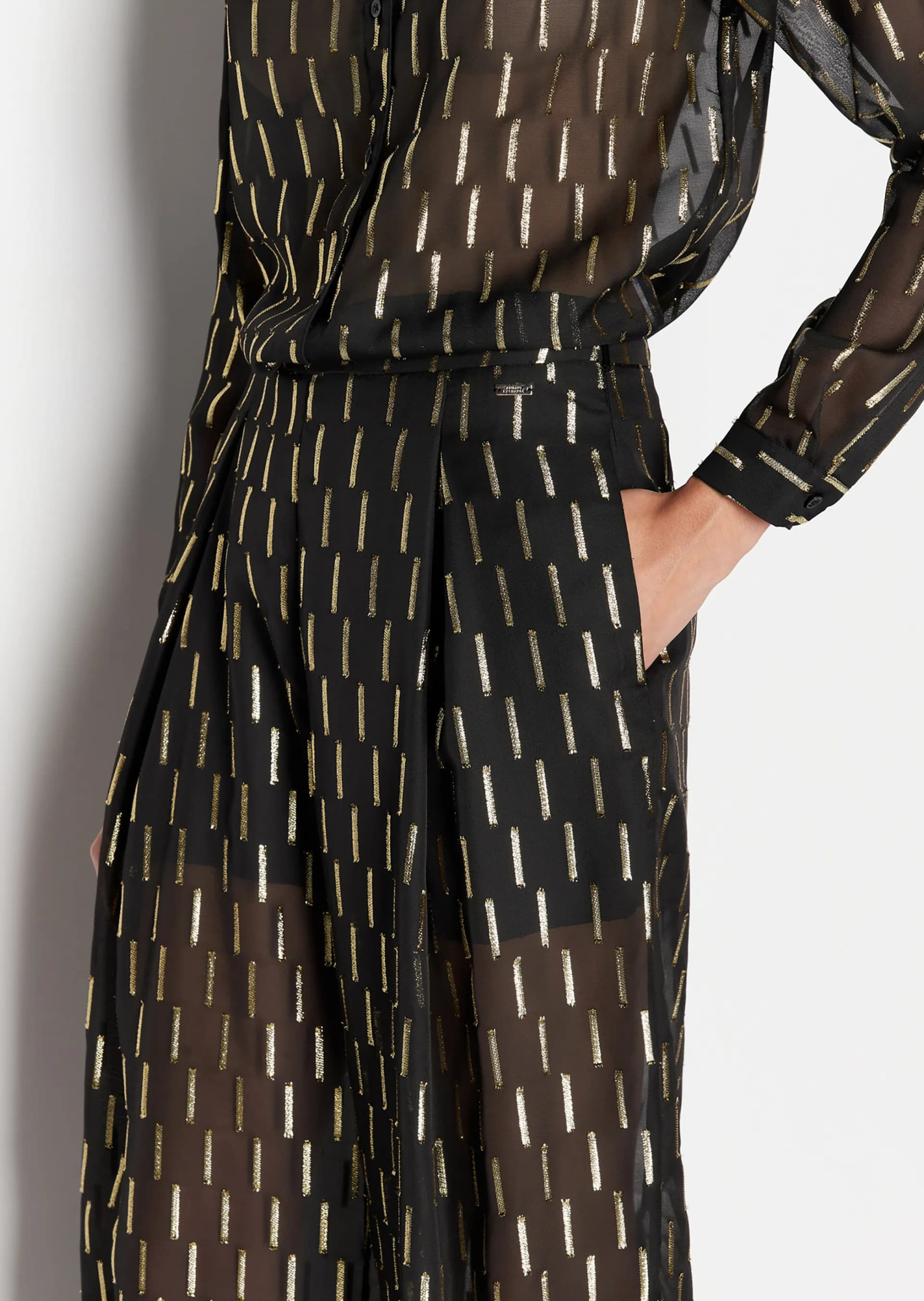 Брюки ARMANI EXCHANGE