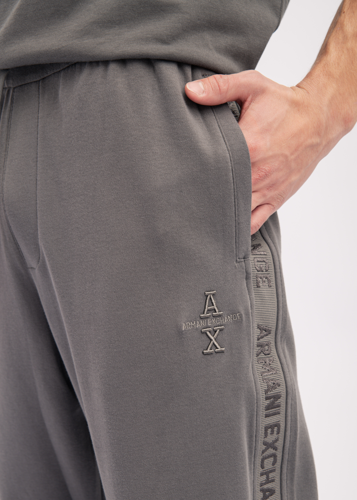 Брюки ARMANI EXCHANGE