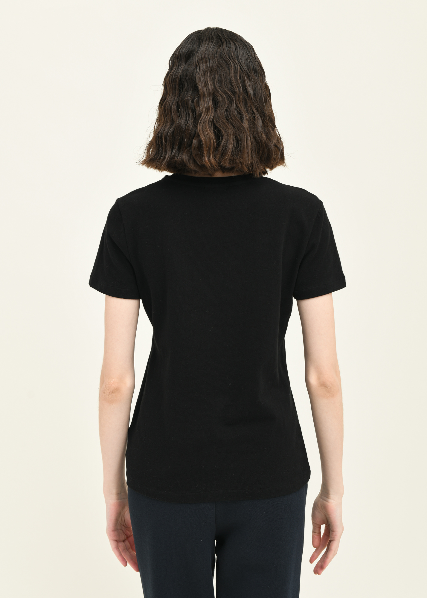 Футболка GUESS