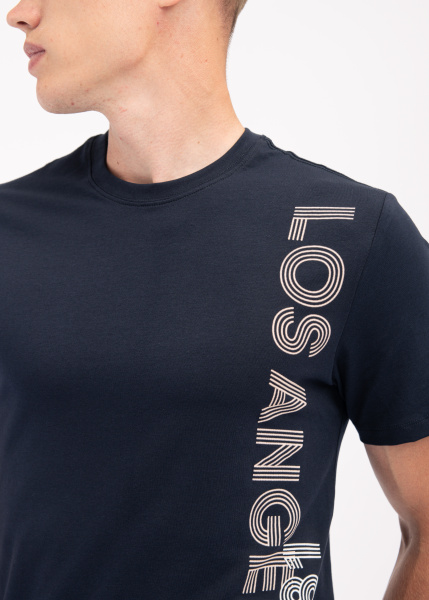 Футболка GUESS