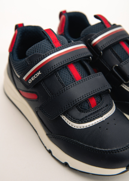 Кроссовки GEOX
