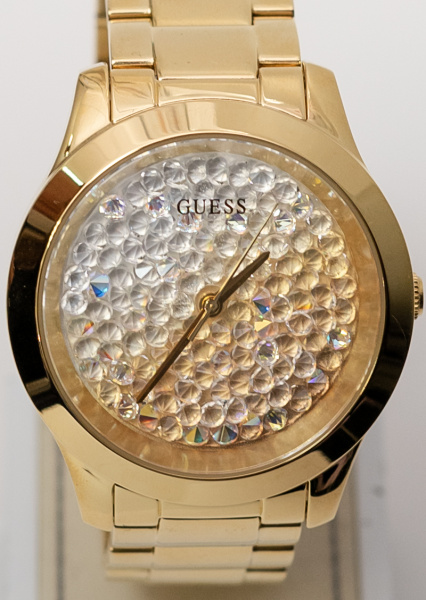 Часы GUESS