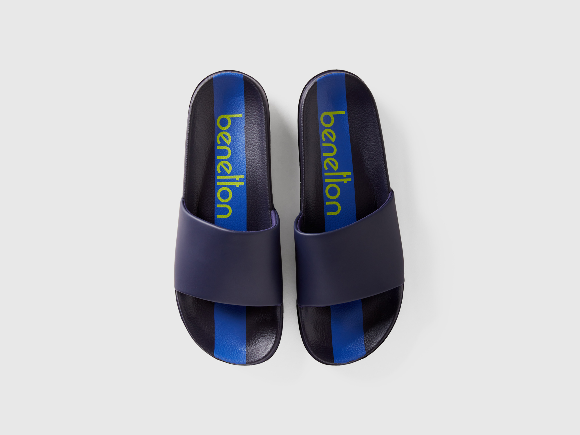 Пляжная обувь BENETTON