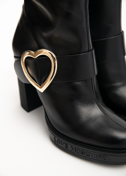 Полусапоги LOVE MOSCHINO