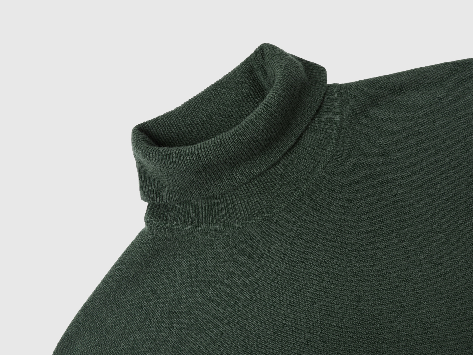 Водолазка BENETTON