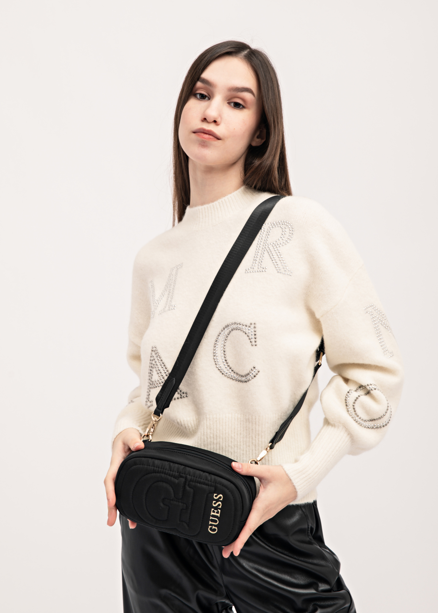 Джемпер GUESS