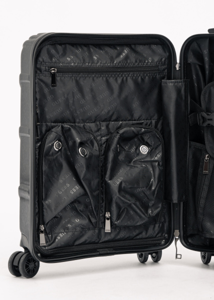 Чемодан GUESS