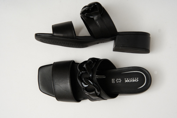 Босоножки GEOX