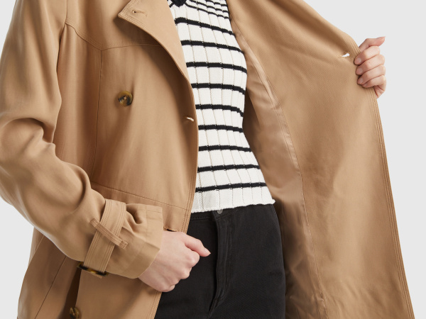 Пальто и плащи BENETTON