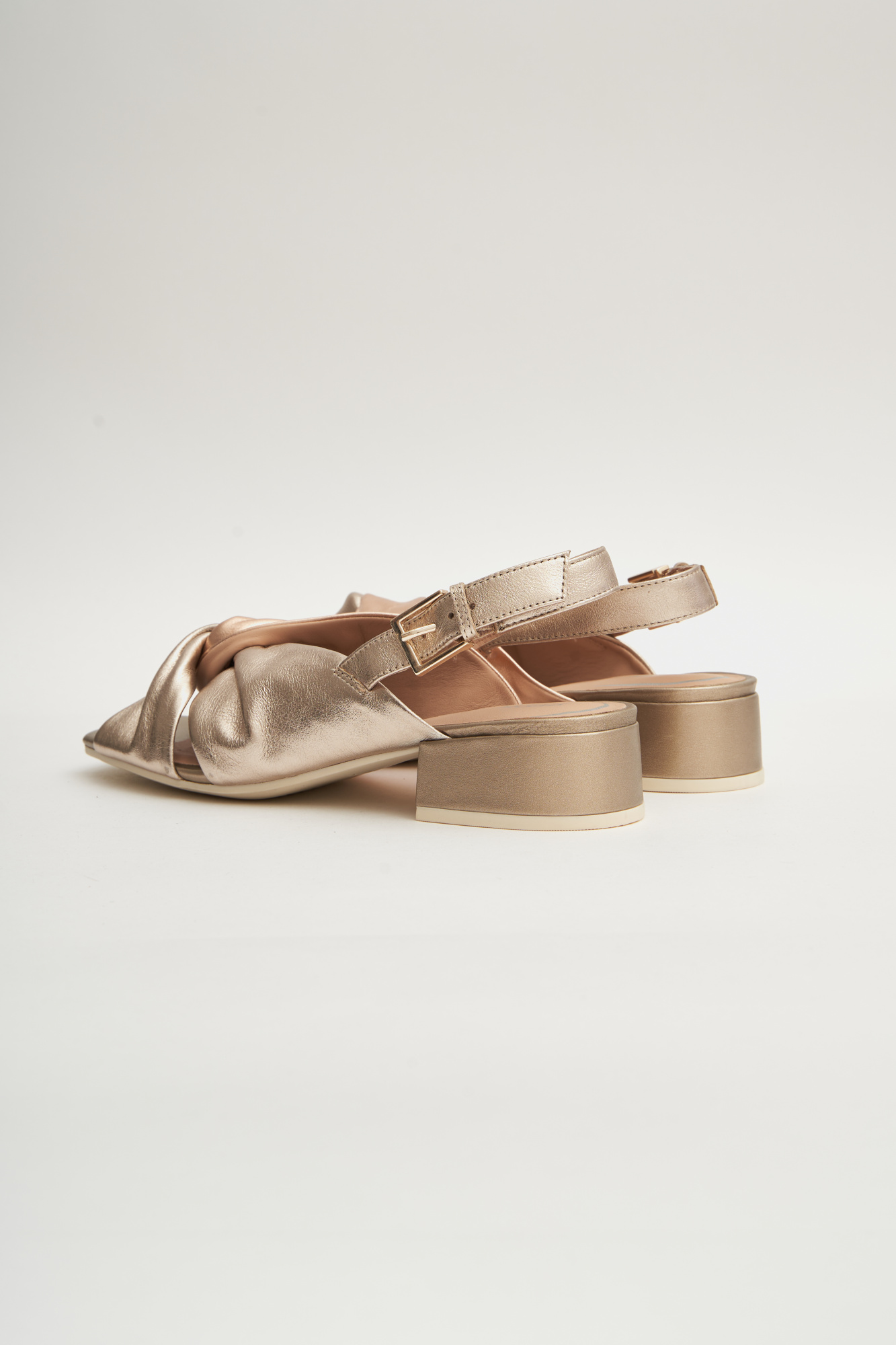 Босоножки GEOX