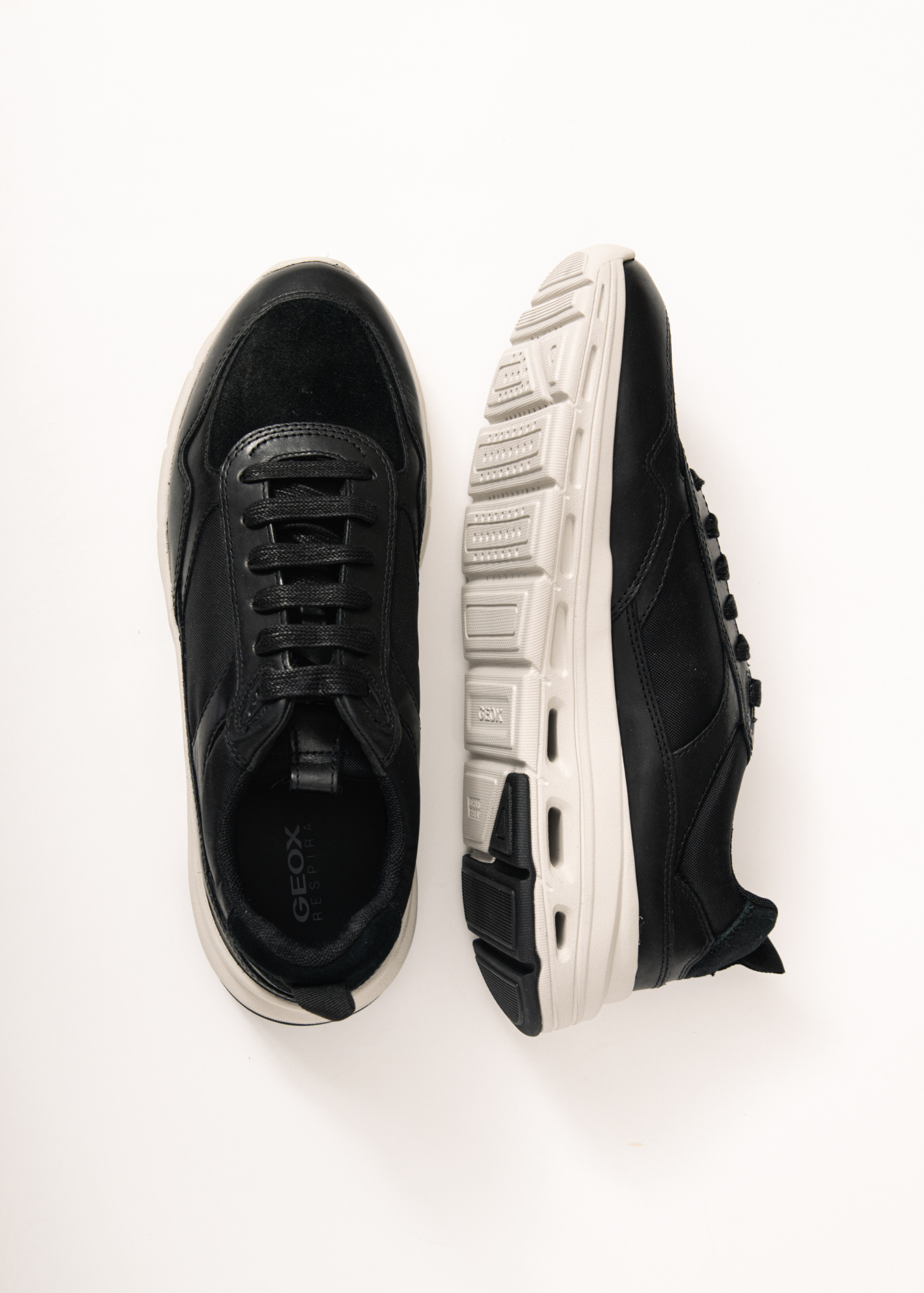 Кроссовки GEOX